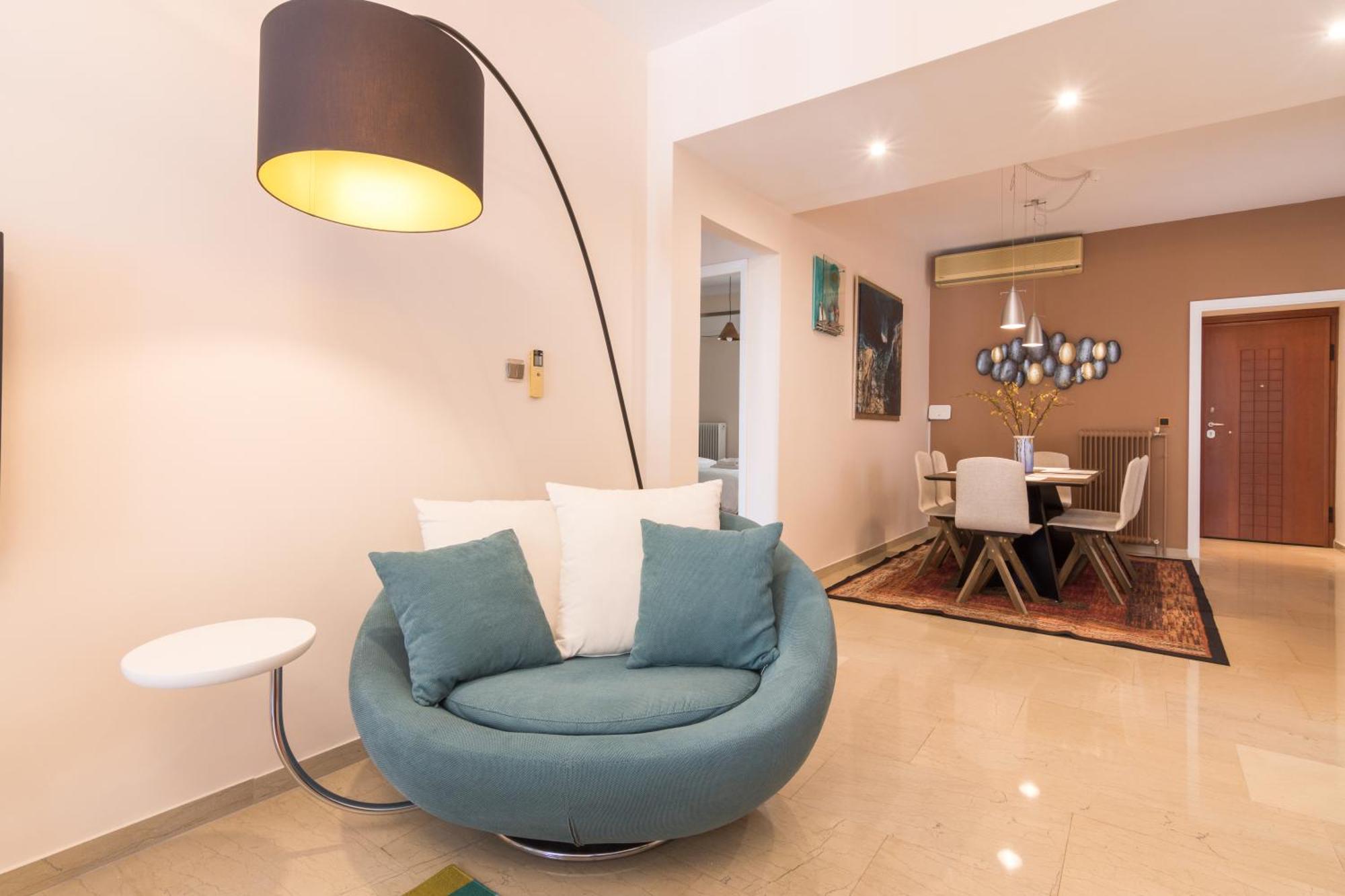 Three Bedrooms Apt In Kallithea アテネ エクステリア 写真