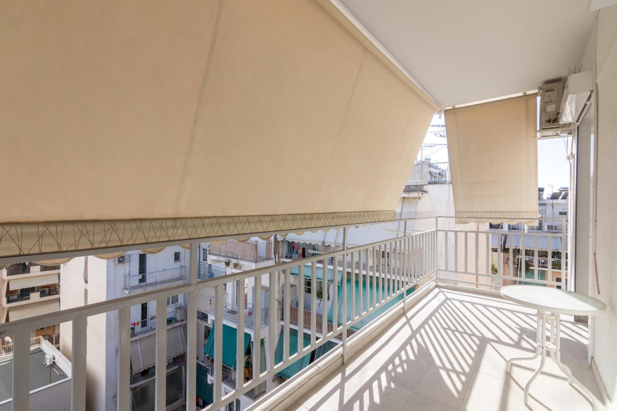 Three Bedrooms Apt In Kallithea アテネ エクステリア 写真